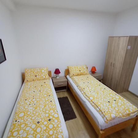 Apartamento Sobe Ana Sombor Exterior foto